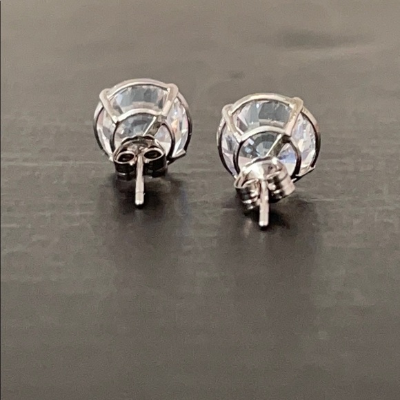 FOREVER 14KWHITE GOLD CUBIC ZIRCONIA EARRINGS NIB - Picture 10 of 16
